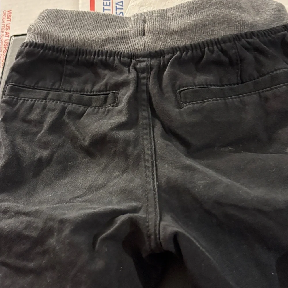 Wonder Nation Black Cargo Shorts with Gray Waistband medium